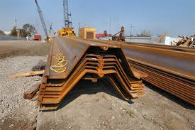 Sử dụng máy ép tĩnh (xói nước) để ép cọc larsen 1